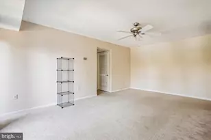 9712 Kingsbridge Dr, Fairfax, VA 22031 - Photo 8