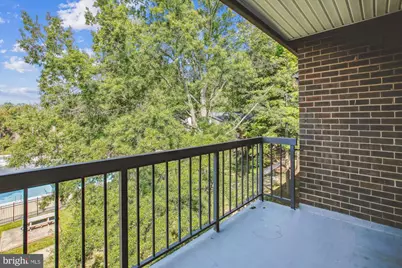 9712 Kingsbridge Drive #303, Fairfax, VA 22031 - Photo 6