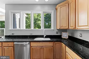 4909 Fox Creek Ct, Chantilly, VA 20151 - Photo 20