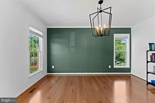 4909 Fox Creek Ct, Chantilly, VA 20151 - Photo 12
