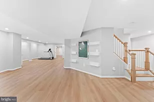 4909 Fox Creek Ct, Chantilly, VA 20151 - Photo 6