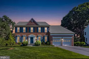 4909 Fox Creek Ct, Chantilly, VA 20151 - Photo 1