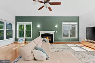 4909 Fox Creek Ct, Chantilly, VA 20151 - Photo 24