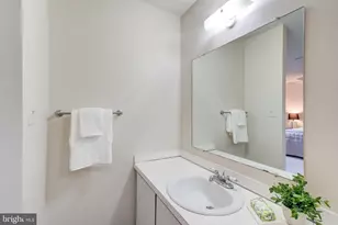 6910 Trestle Ct, Lorton, VA 22079 - Photo 22