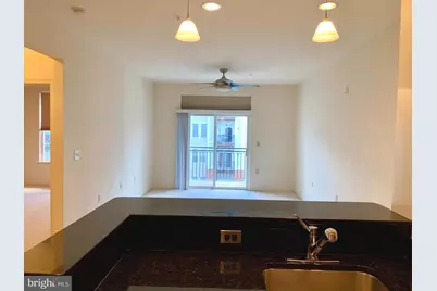 2655 Prosperity Avenue #318, Fairfax, VA 22031 - Photo 8