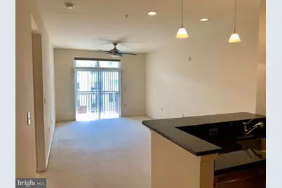 2655 Prosperity Avenue #318, Fairfax, VA 22031 - Photo 4