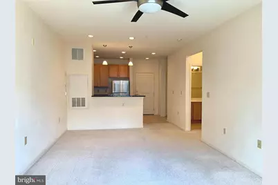 2655 Prosperity Avenue #318, Fairfax, VA 22031 - Photo 14