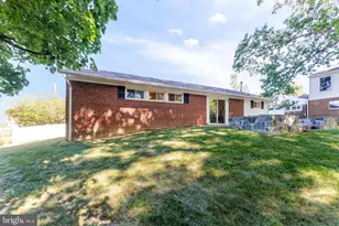 5825 Atteentee Rd, Springfield, VA 22150 - Photo 36