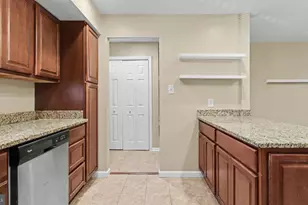 6629 Burlington Pl, Springfield, VA 22152 - Photo 6