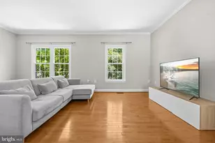 10256 Eagle Nest Ct, Fairfax, VA 22032 - Photo 6