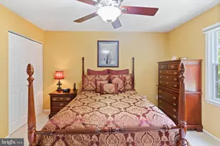5803 Wood Laurel Ct, Burke, VA 22015 - Photo 16