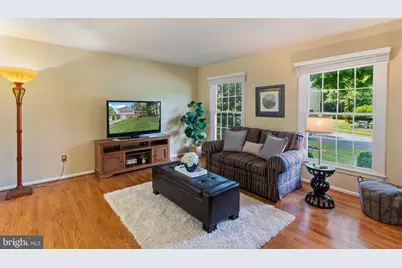 5803 Wood Laurel Court, Burke, VA 22015 - Photo 4