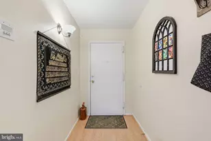 7600 Tremayne Pl, McLean, VA 22102 - Photo 2