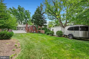 6404 Potomac Ave, Alexandria, VA 22307 - Photo 40