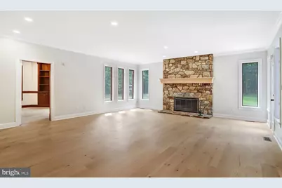11109 Elmview Place, Great Falls, VA 22066 - Photo 16