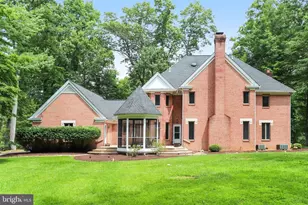 11109 Elmview Pl, Great Falls, VA 22066 - Photo 38