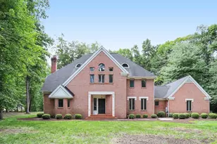 11109 Elmview Pl, Great Falls, VA 22066 - Photo 2