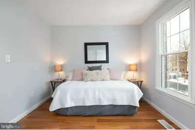 7840 Liberty Springs Circle, Alexandria, VA 22306 - Photo 12