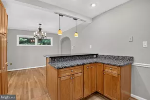 2542 Hillsman St, Falls Church, VA 22043 - Photo 6