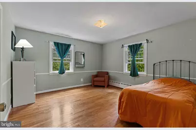 1007 Westbriar Drive NE, Vienna, VA 22180 - Photo 22