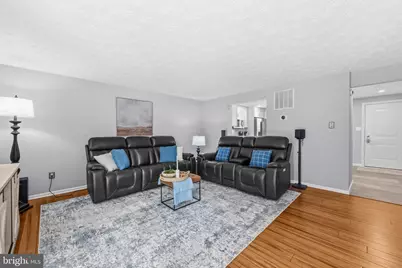 9179 Forest Breeze Court, Springfield, VA 22152 - Photo 10