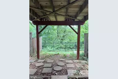 7315 Castleberg Court, Alexandria, VA 22315 - Photo 40