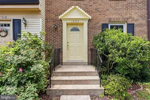 14314 Watery Mountain Ct, Centreville, VA 20120 - Photo 4