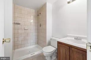 14314 Watery Mountain Ct, Centreville, VA 20120 - Photo 26
