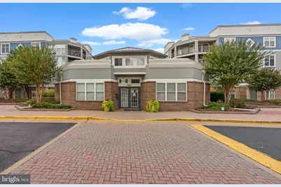 5575 Seminary Road #102, Falls Church, VA 22041 - Photo 2