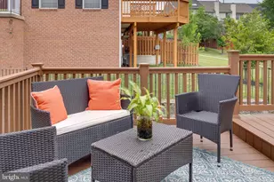 8364 Millwood Dr, Springfield, VA 22152 - Photo 12