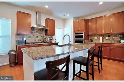 9612 Stockwell Lane, Fairfax, VA 22031 - Photo 2