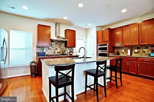 9612 Stockwell Ln, Fairfax, VA 22031 - Photo 4