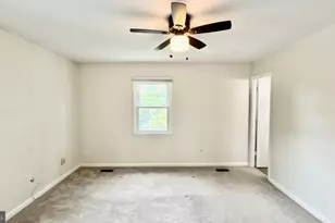 4217 Kincaid Ct, Chantilly, VA 20151 - Photo 14