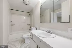6119 Windward Dr, Burke, VA 22015 - Photo 14