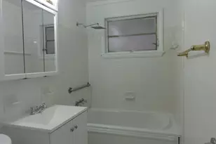 7029 Woodley Ln, Falls Church, VA 22042 - Photo 24