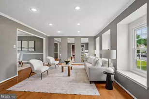 4609 Sand Rock Ln, Chantilly, VA 20151 - Photo 4