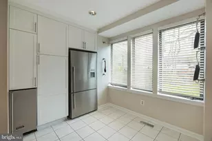 11030 Thrush Ridge Rd, Reston, VA 20191 - Photo 14