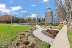 8220 Crestwood Heights Dr, McLean, VA 22102 - Photo 26