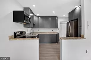 9702 Kingsbridge Dr, Fairfax, VA 22031 - Photo 4