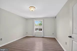 9702 Kingsbridge Dr, Fairfax, VA 22031 - Photo 14