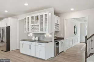7821 Old Falls Rd, McLean, VA 22102 - Photo 20