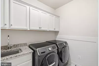 7821 Old Falls Road, McLean, VA 22102 - Photo 40