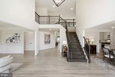 7821 Old Falls Road, McLean, VA 22102 - Photo 4