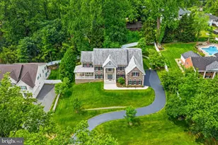 7821 Old Falls Rd, McLean, VA 22102 - Photo 2