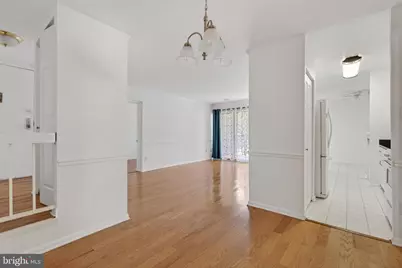11260 Chestnut Grove Square #139, Reston, VA 20190 - Photo 2