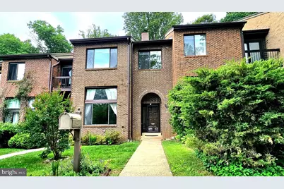 8729 Sheridan Farms Court, Springfield, VA 22152 - Photo 2