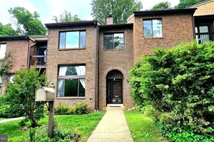8729 Sheridan Farms Ct, Springfield, VA 22152 - Photo 2