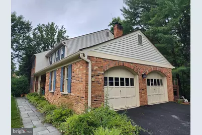 2026 Westwood Forest Drive, Vienna, VA 22182 - Photo 2