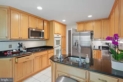 2026 Westwood Forest Drive, Vienna, VA 22182 - Photo 6