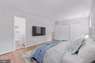 9599 Blake Park Ct, Fairfax, VA 22031 - Photo 6